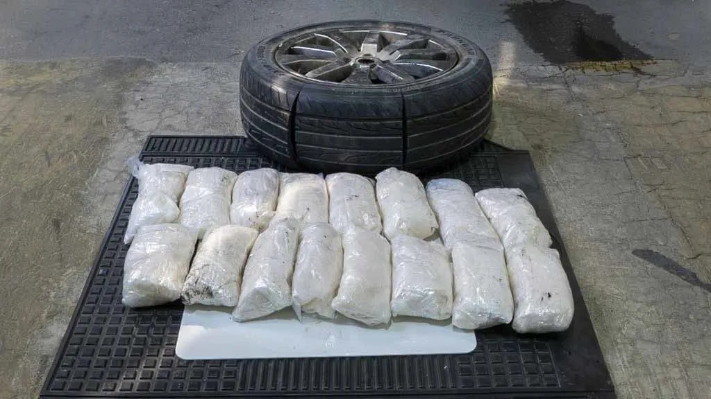 Crystal Meth Smuggling: UAE Customs Seizes 16.2 Kg